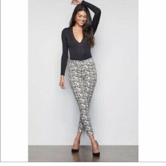 Good American Good Legs Snake Skin print - Size 4/27 - Picture 2 of 4